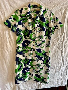 Vintage 1970’s Floral Print Navy, Green & White Women's Dress